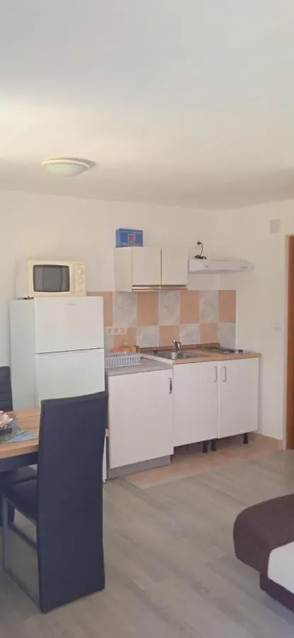 Apartment Kristofor Rab Kampor Croatia