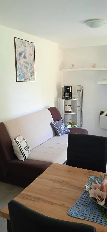 Apartment Kristofor Rab Kampor